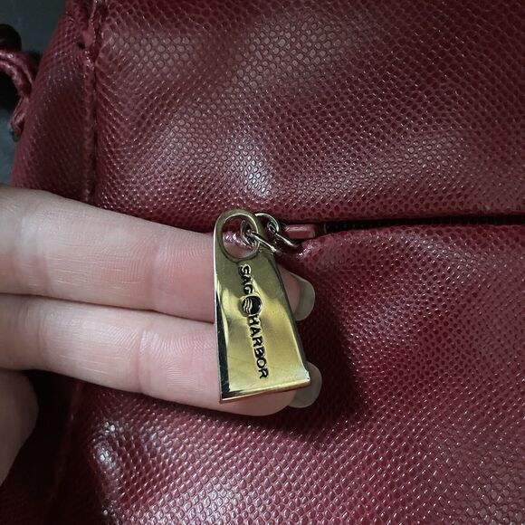Sag Harbor Red Shoulder Purse Bag - Picture 4 of 8